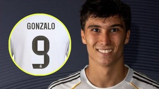 证配所 记者：贡萨洛-加西亚将留在皇马一线队，并接过9号球衣