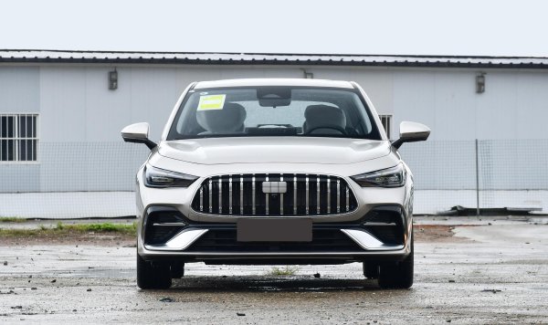 诚信双赢 限时价6.88万元起，外观时尚精致，吉利银河星耀6上市！